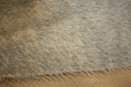 MOH-1015   Mohair Nebelgrau mit schwarzen Haaren