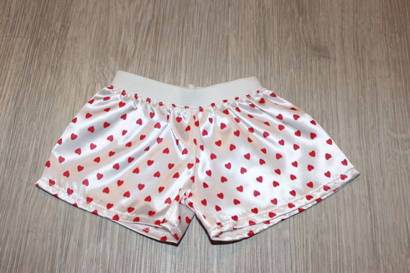 BKTZ-67912401300   Herz-Shorts gr